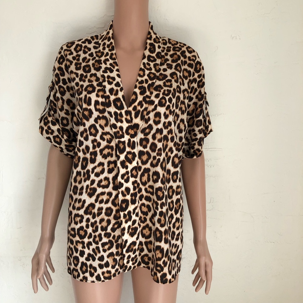 Michael Michael Kors Animal Print Leopard Blouse Shirt Women’s Size M V-Neck